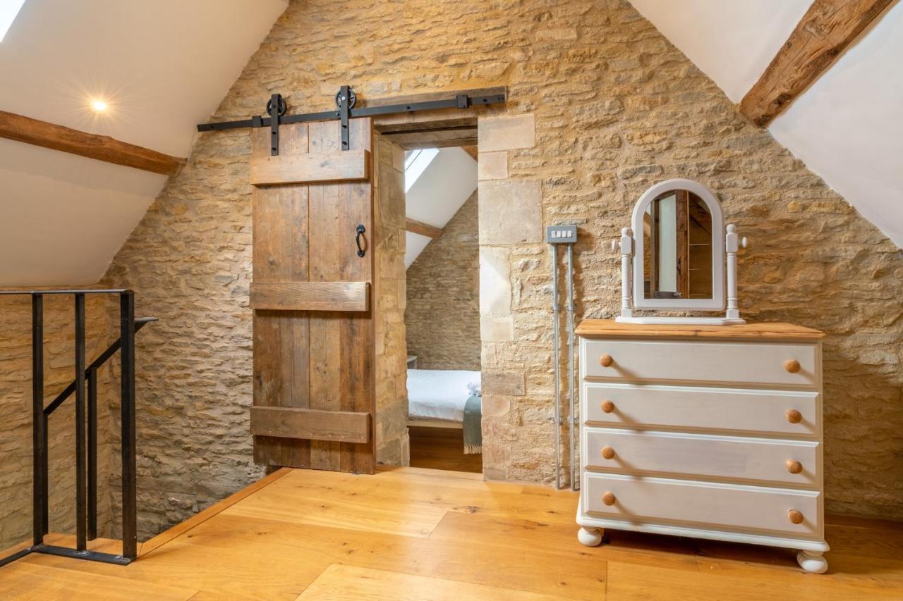 Middle Barn Vila Dyrham Exterior foto